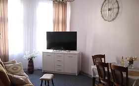 555 Flat - 55 m² mieszkanie, 5 min - Dworzec Główny
